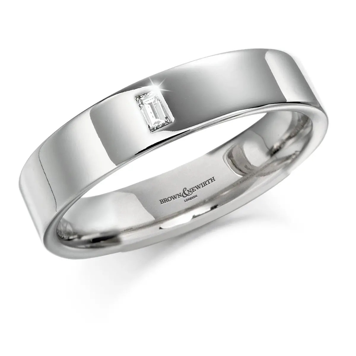 18Ct White Gold Single Inset Baguette Cut Diamond Wedding Band 1