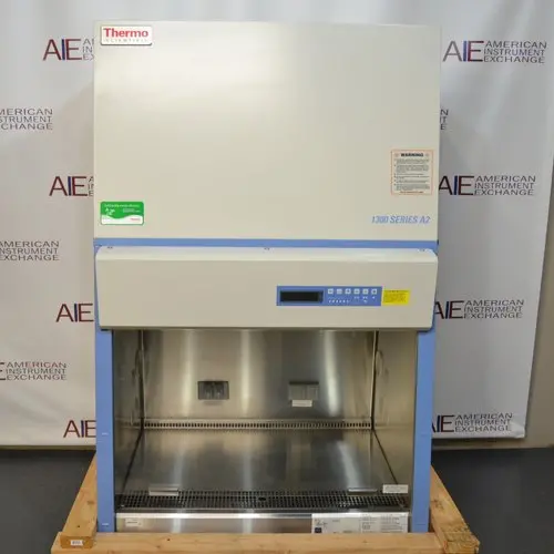 Thermo Scientific 1342 Biosafety Cabinet 1