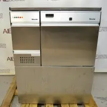 Miele G7736cd Glassware Washer 1