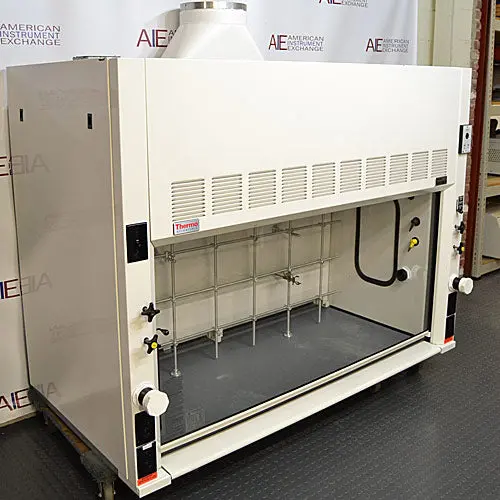 Thermo Safeaire Ii Fume Hood 2