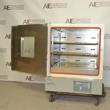 Yamato/Baxter Dn-43 Constant Temperature Oven 1