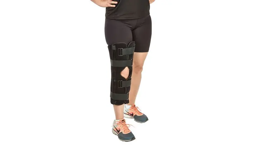 Freedom Comfort Three-Panel Knee
Immobilizer, 16"L 1