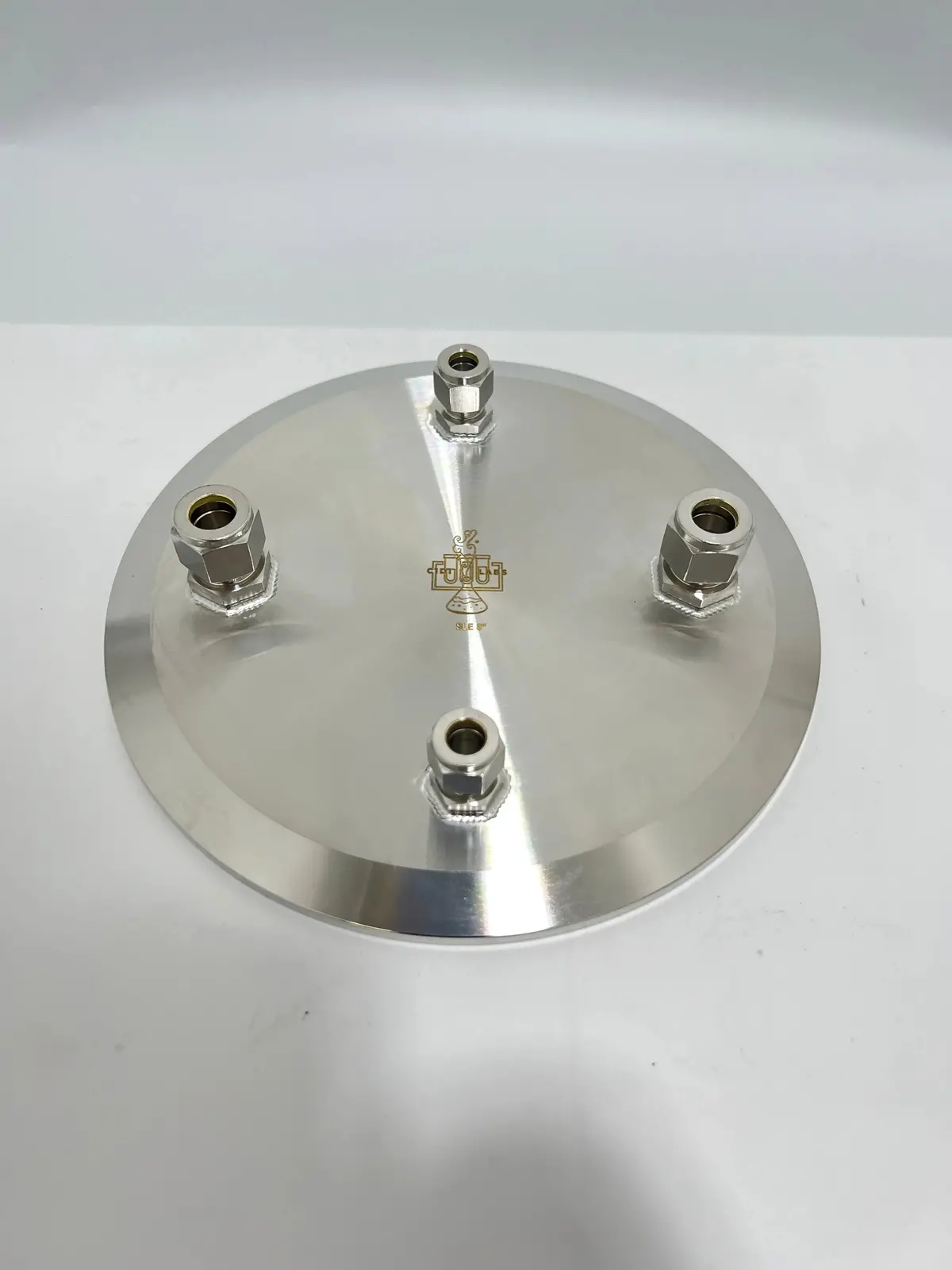 8" Tri-Clamp Compression Lid 1