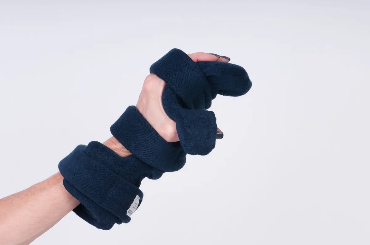 Neoprene Opposition Hand Splint 1