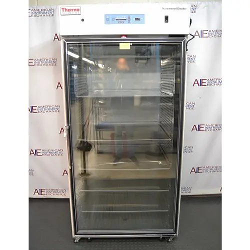 Thermo Forma 3960 Incubator 1