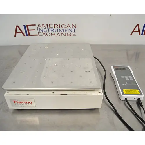 Thermo Scientific Maxq 2000 Plus Co2-Resistant Orbital Shaker 1