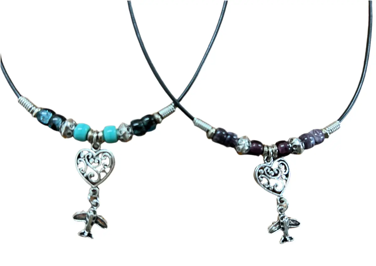 Airplane/Lace Heart Necklace 1
