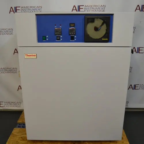 Thermo Refrigerated Environmental Chamber 1