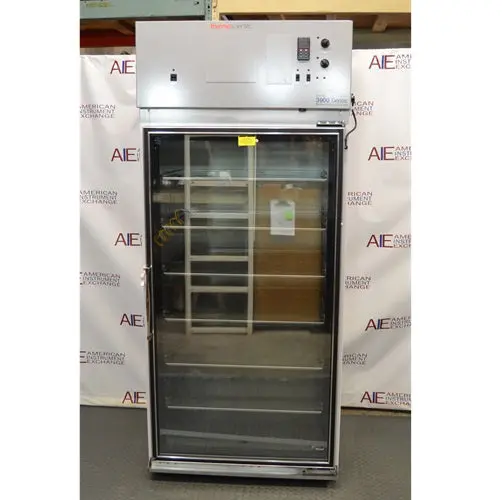 Thermo Forma Environmental Chamber Model 3920 Glass Door 1
