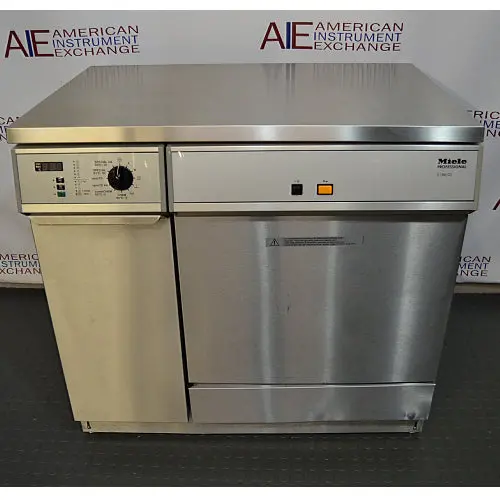Miele G7882cd Glassware Washer 1