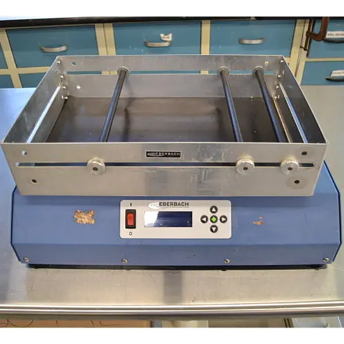 Eberbach E5650 Benchtop Reciprocal Shaker 1