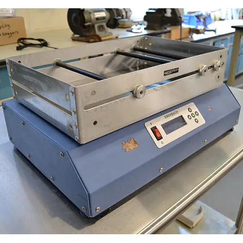 Eberbach E5650 Benchtop Reciprocal Shaker 2