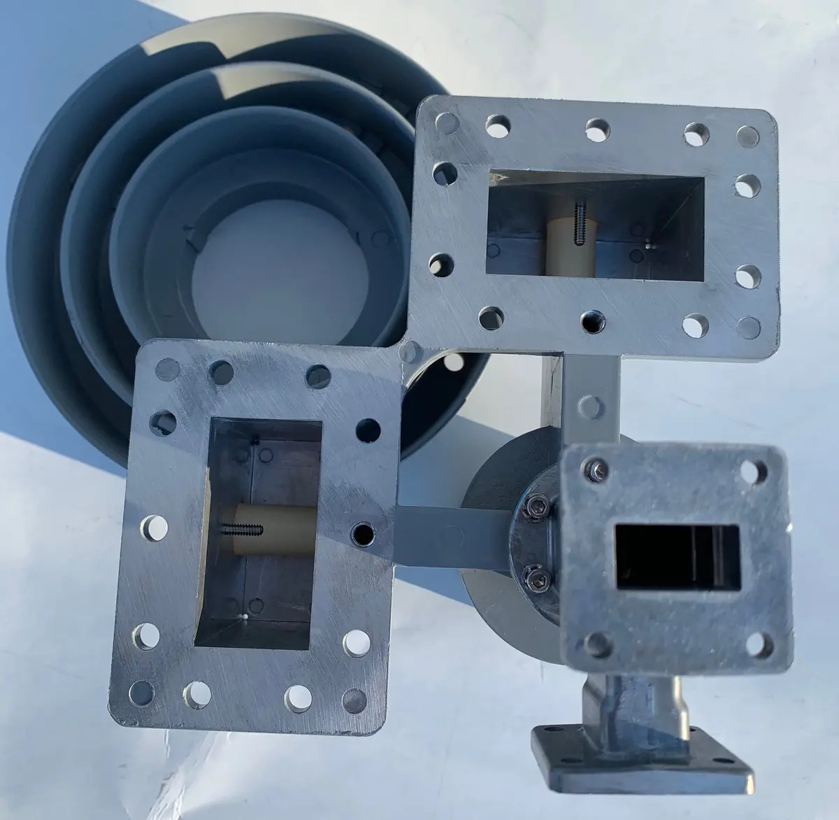 Adl 4 Port C/Ku Band Assembly Bullseye Type Feed Big Dish Bud 1