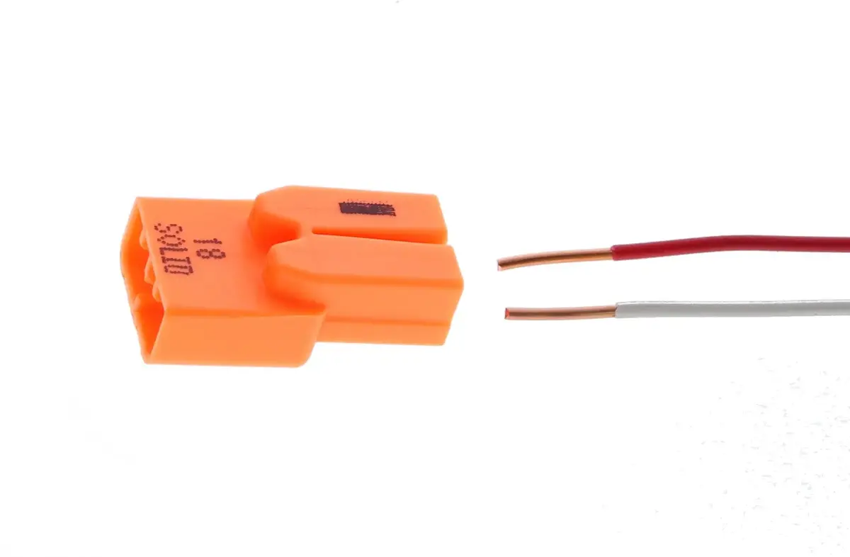 Ideal 30-682 Power Plug Luminaire Disconnects 18 Awg With Push-In Technology 2