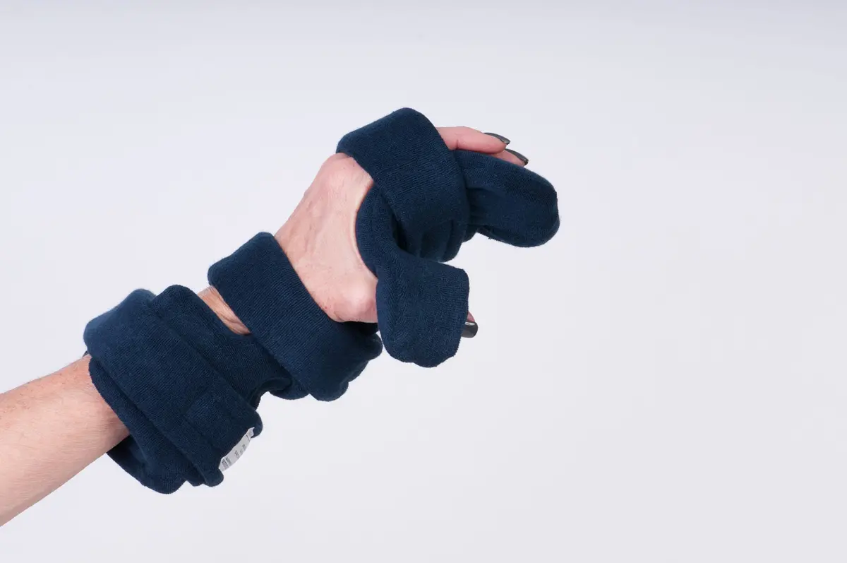 Pediatric Terry Cloth Splints Opposition Hand Thumb 2